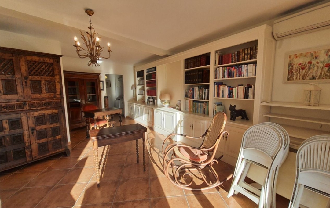 JANSANA IMMOBILIER : Apartment | MONTREDON-DES-CORBIERES (11100) | 161 m2 | 214 000 € 