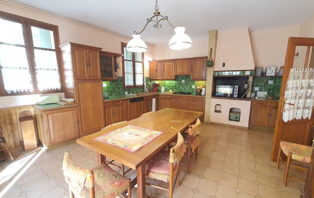 JANSANA IMMOBILIER : House | MONTREDON-DES-CORBIERES (11100) | 300 m2 | 696 800 € 